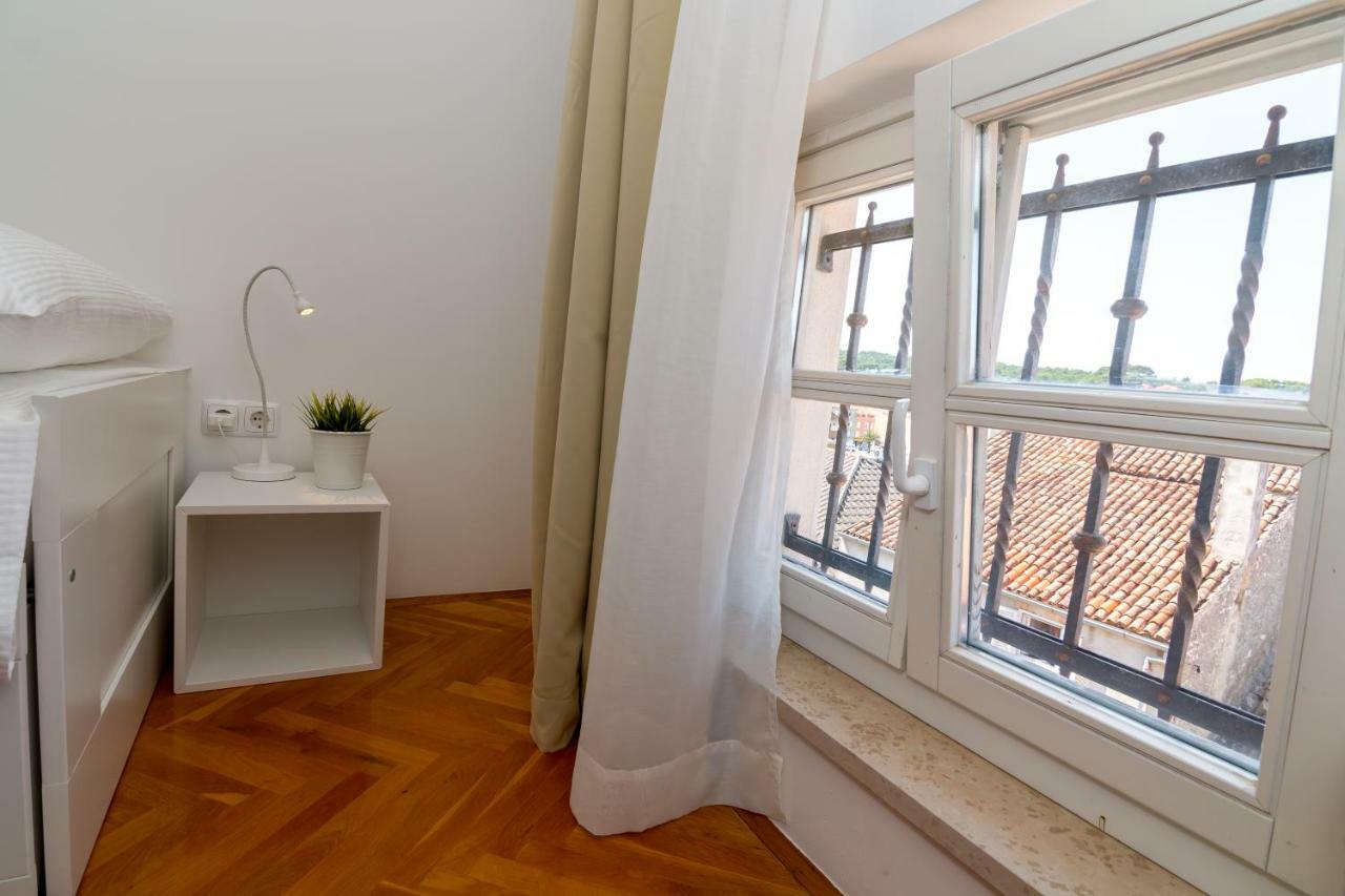 شقة House Catania مالي لوشينغْ المظهر الخارجي الصورة